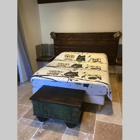Petit nid dans le Verdon * Montagnac (Alpes-de-Haute-Provence)